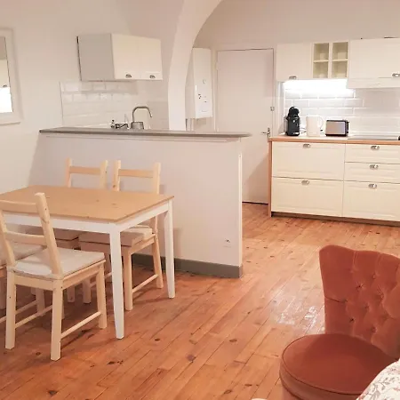 Apartament Centre, T2 Bergere Avec Parking