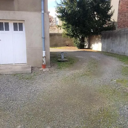 Centre, T2 Bergere Avec Parking Apartament Issoire