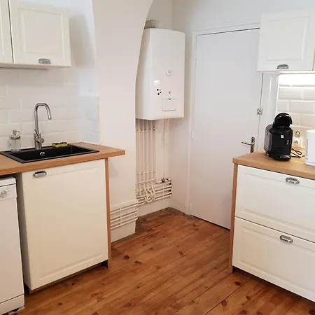 Apartment Centre, T2 Bergere Avec Parking *